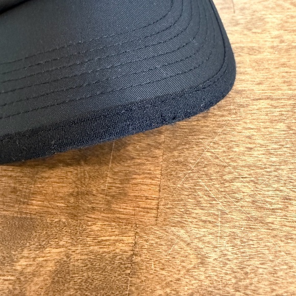 Nike Swoosh Performance Visor in Black - Picture 2 of 3